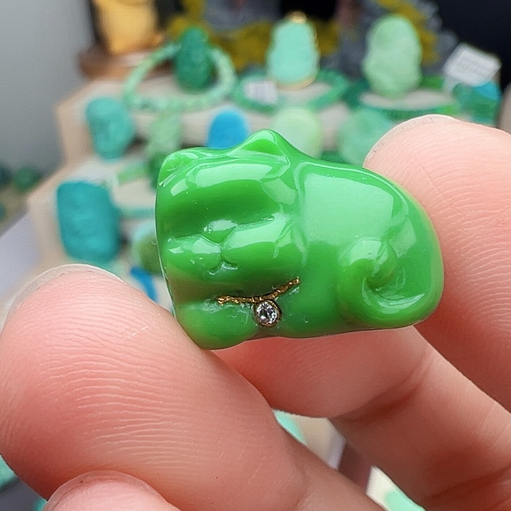 晴****绿松石未镶嵌主播万珍