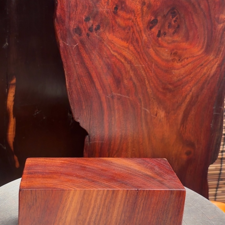 J***5大叶紫檀（黑酸枝木类）