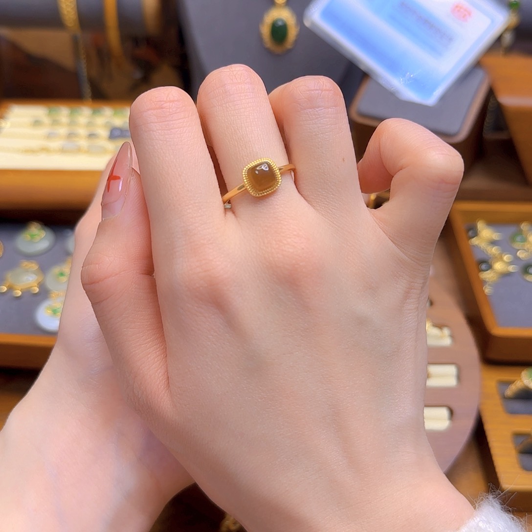 和田玉戒指银S925镀金镶嵌