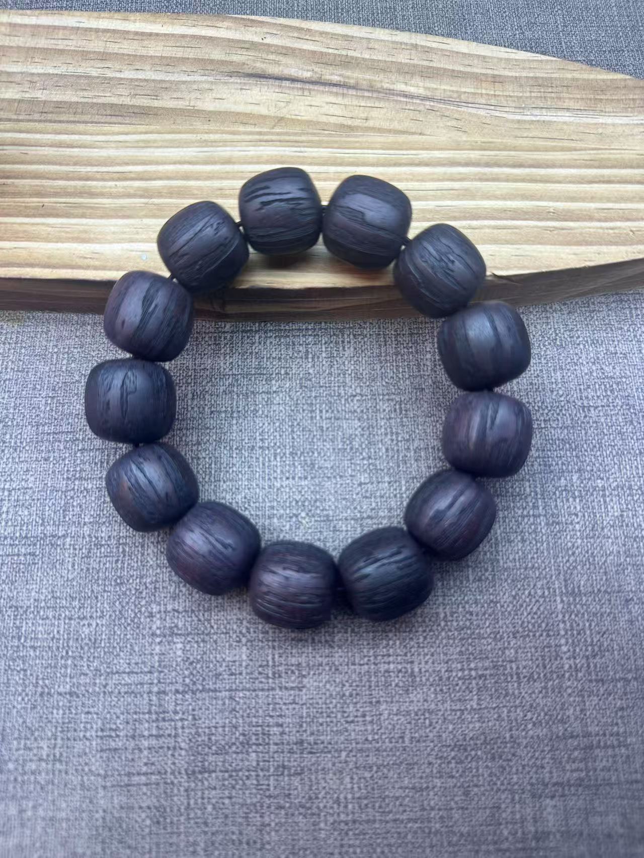 福臻文玩木质手串Q10
