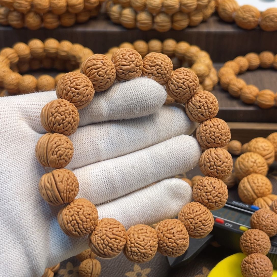 手串桃核可***@龙鳞满天星