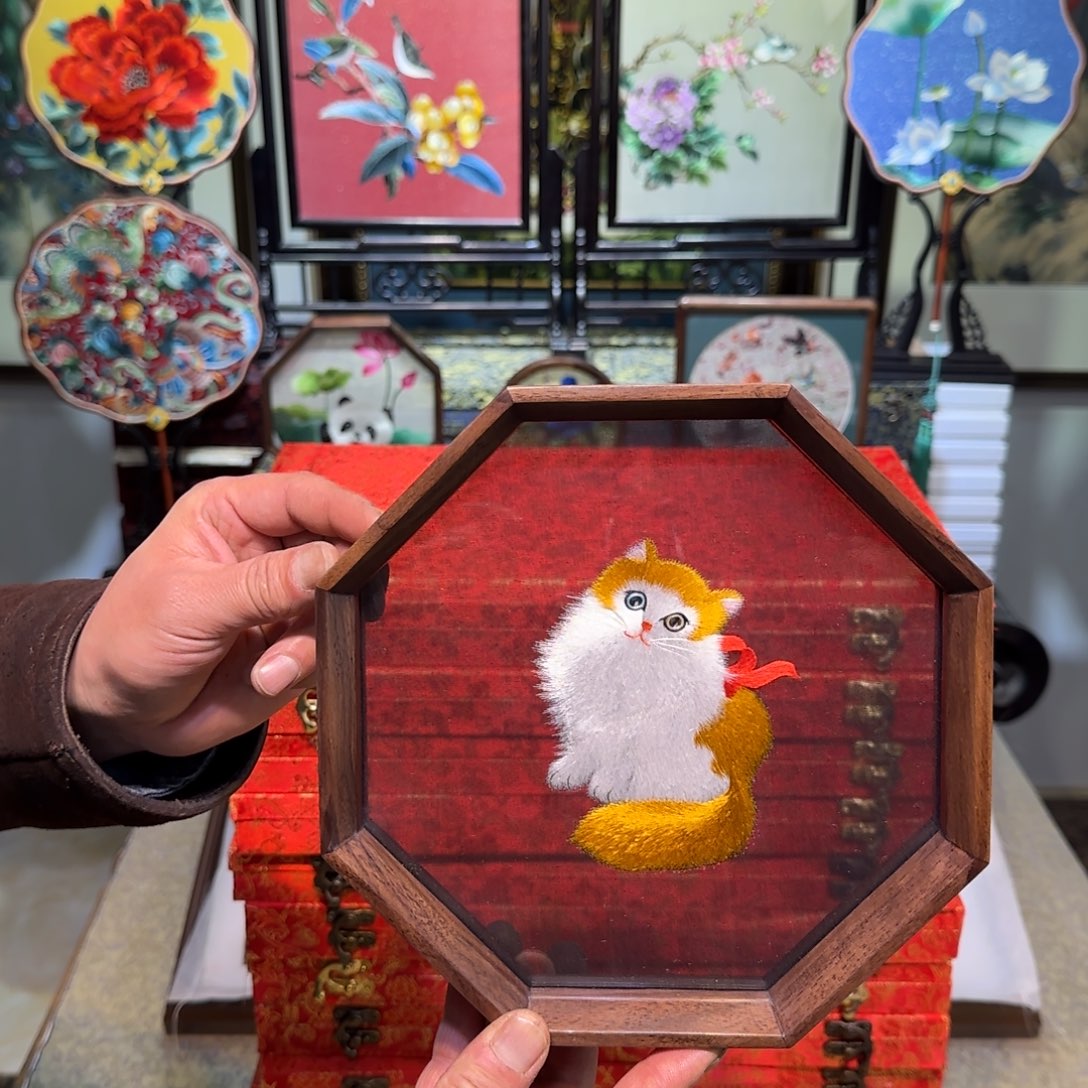 刺绣刺绣工艺是异色