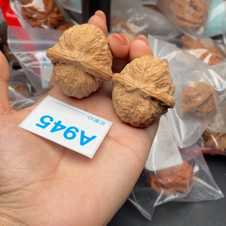 文玩核桃吊坠核桃