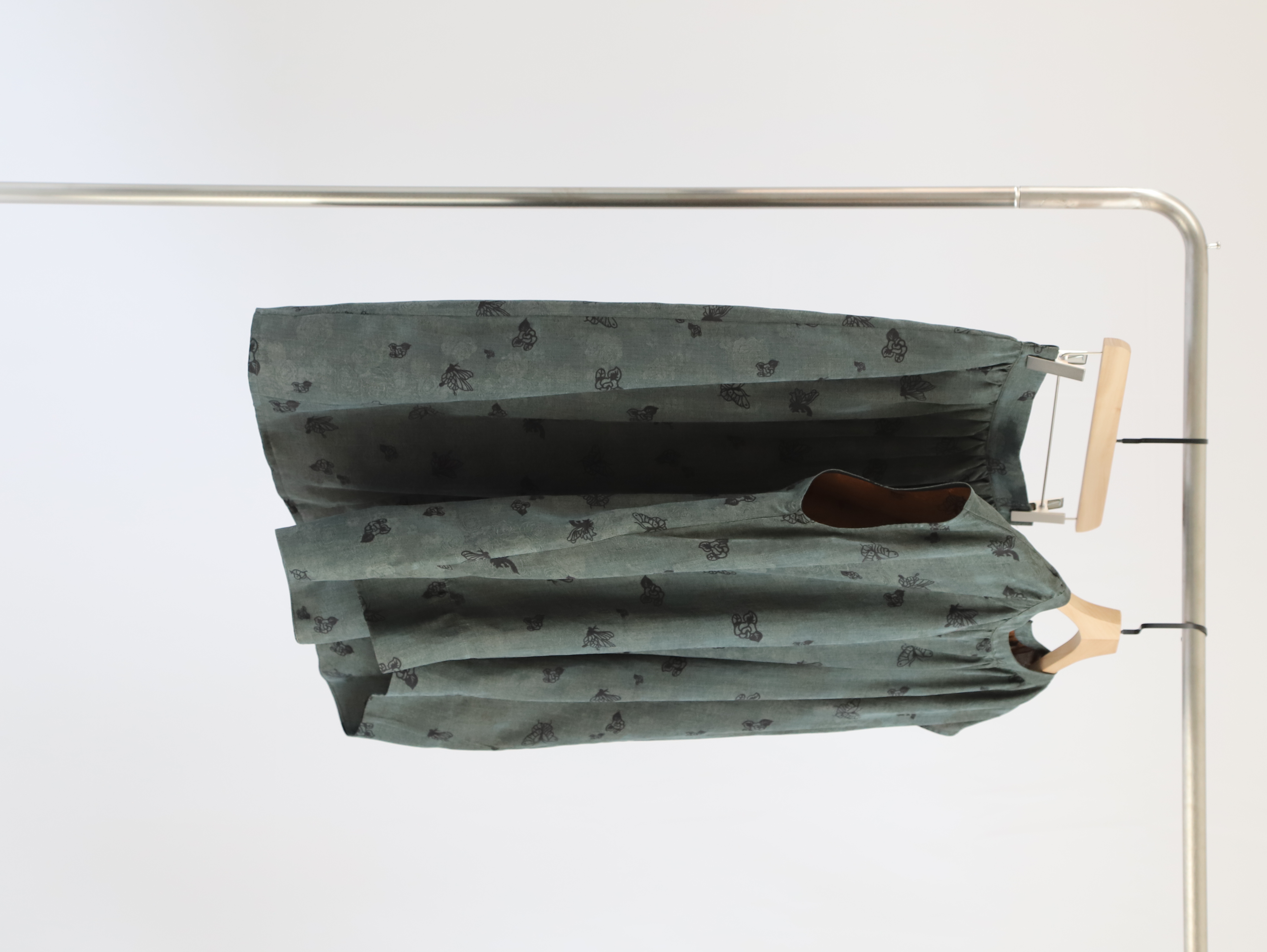 浔象丝绸蝴蝶上衣套装