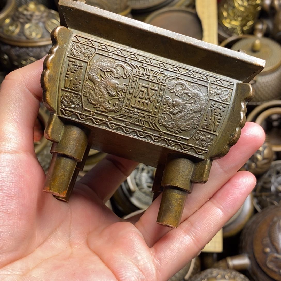 精美铜器做工精良