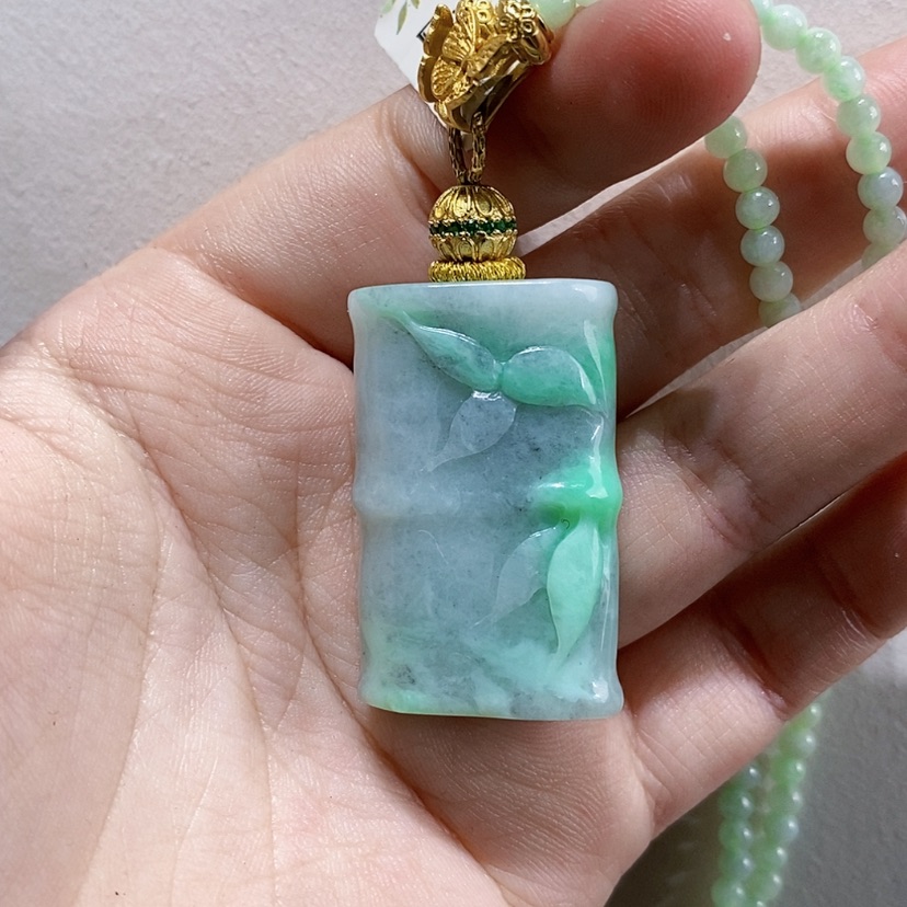 【闪购商品】颈饰未镶嵌翡翠