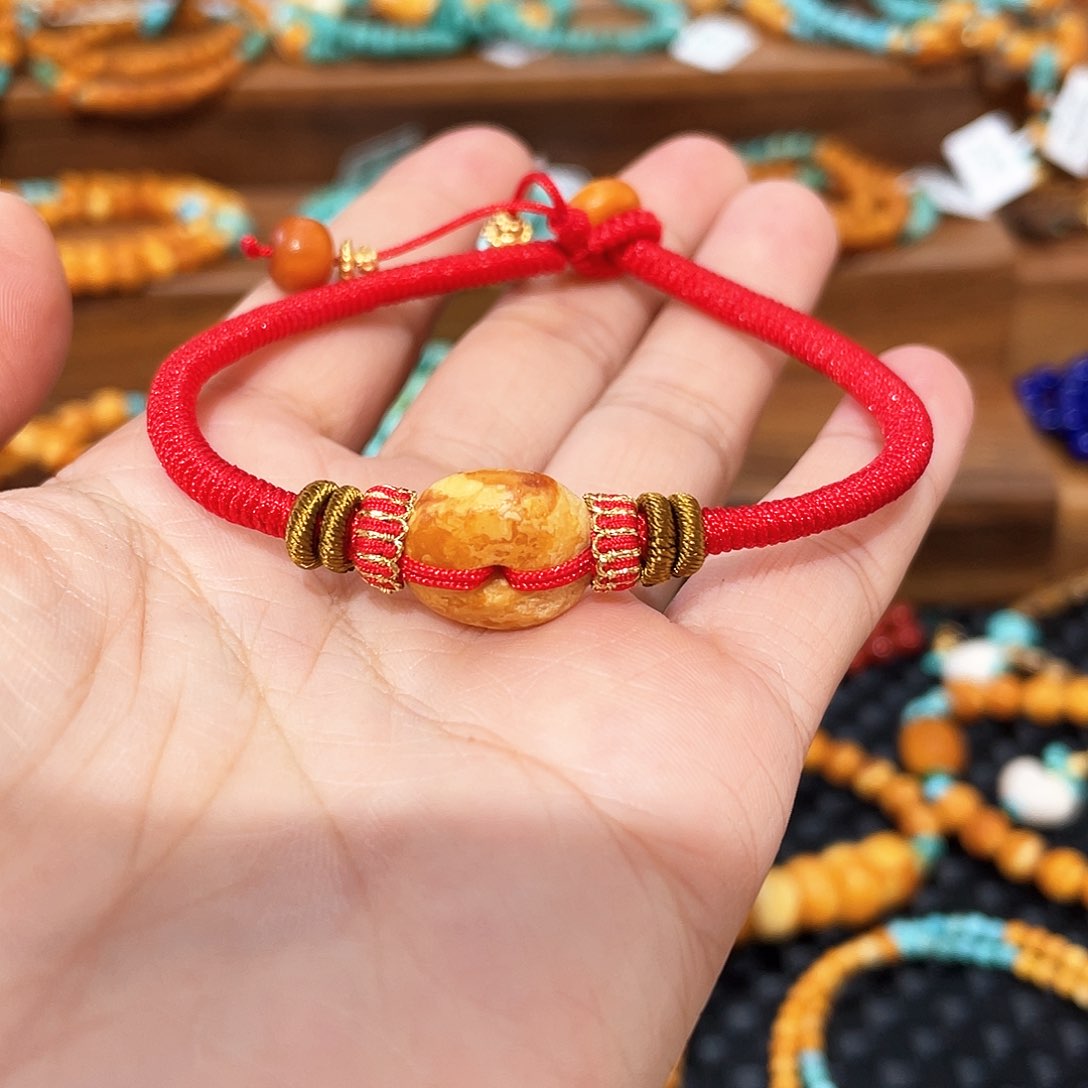 琥珀裸石未镶嵌手绳