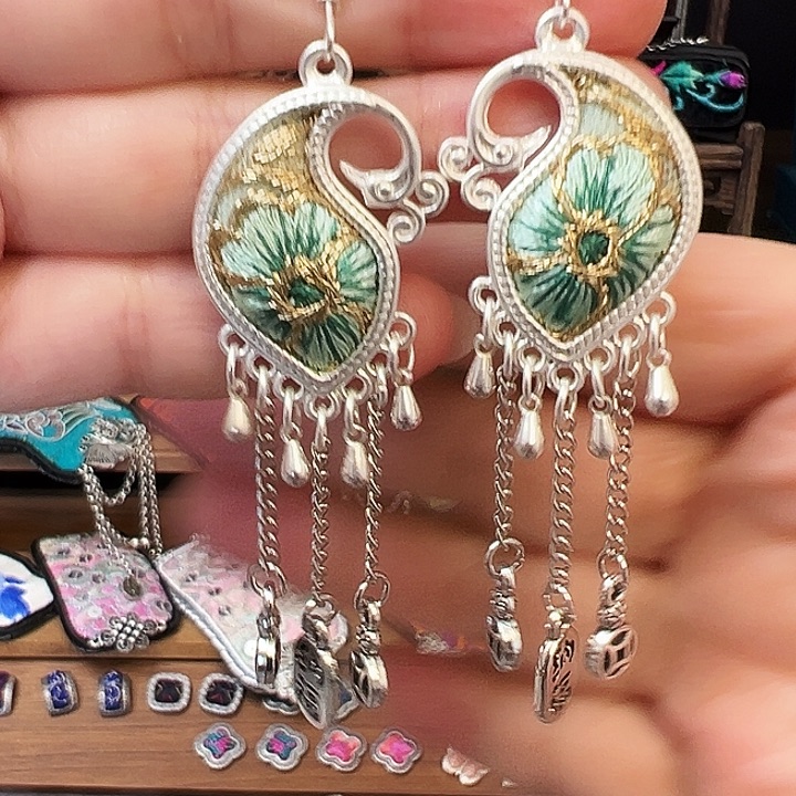 织绣手工刺绣工艺品