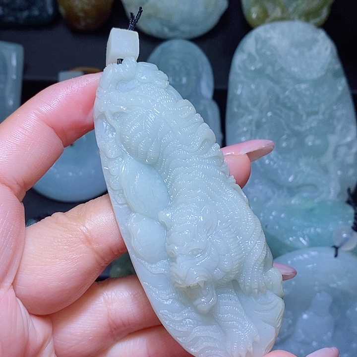 定制翡翠未镶嵌翡翠