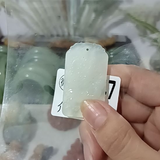 㐓***)蛇纹石玉合金颈饰