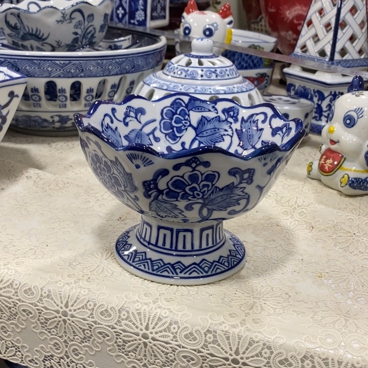 摆件手绘陶瓷高脚果盘