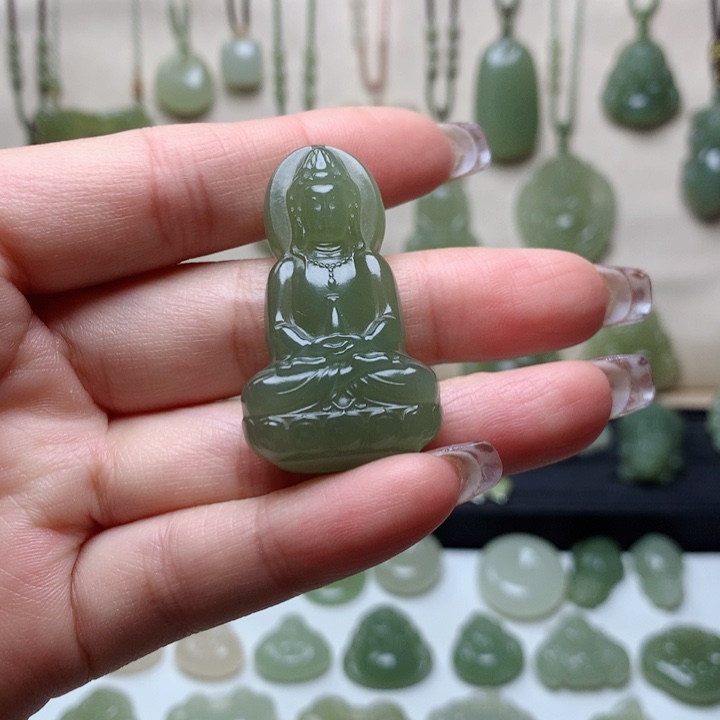 和田玉吊坠未镶嵌