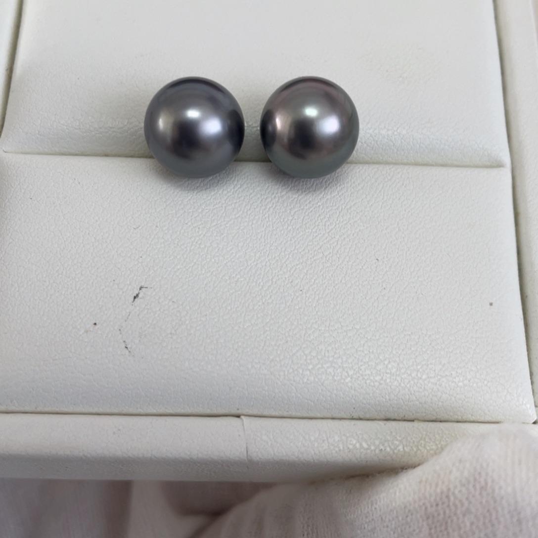 耳饰18K金镶嵌海水珍珠10-11mm