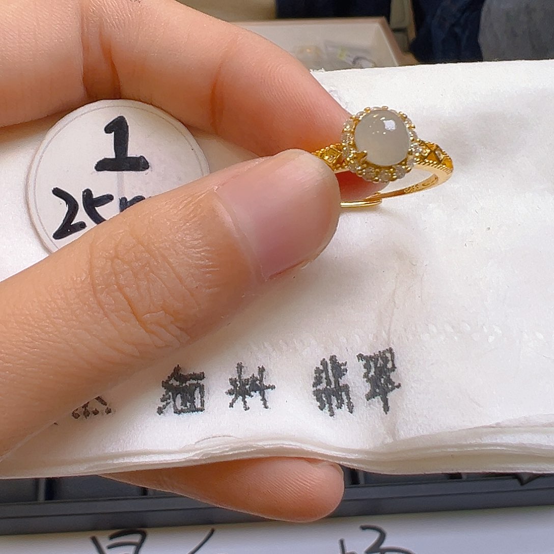 翡翠颈饰银S925镶嵌翡翠