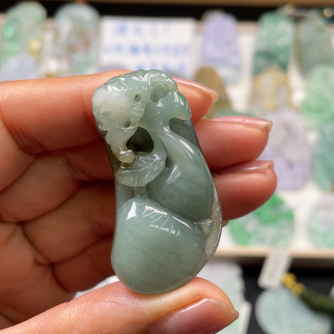 翡翠吊坠(不含链)未镶嵌