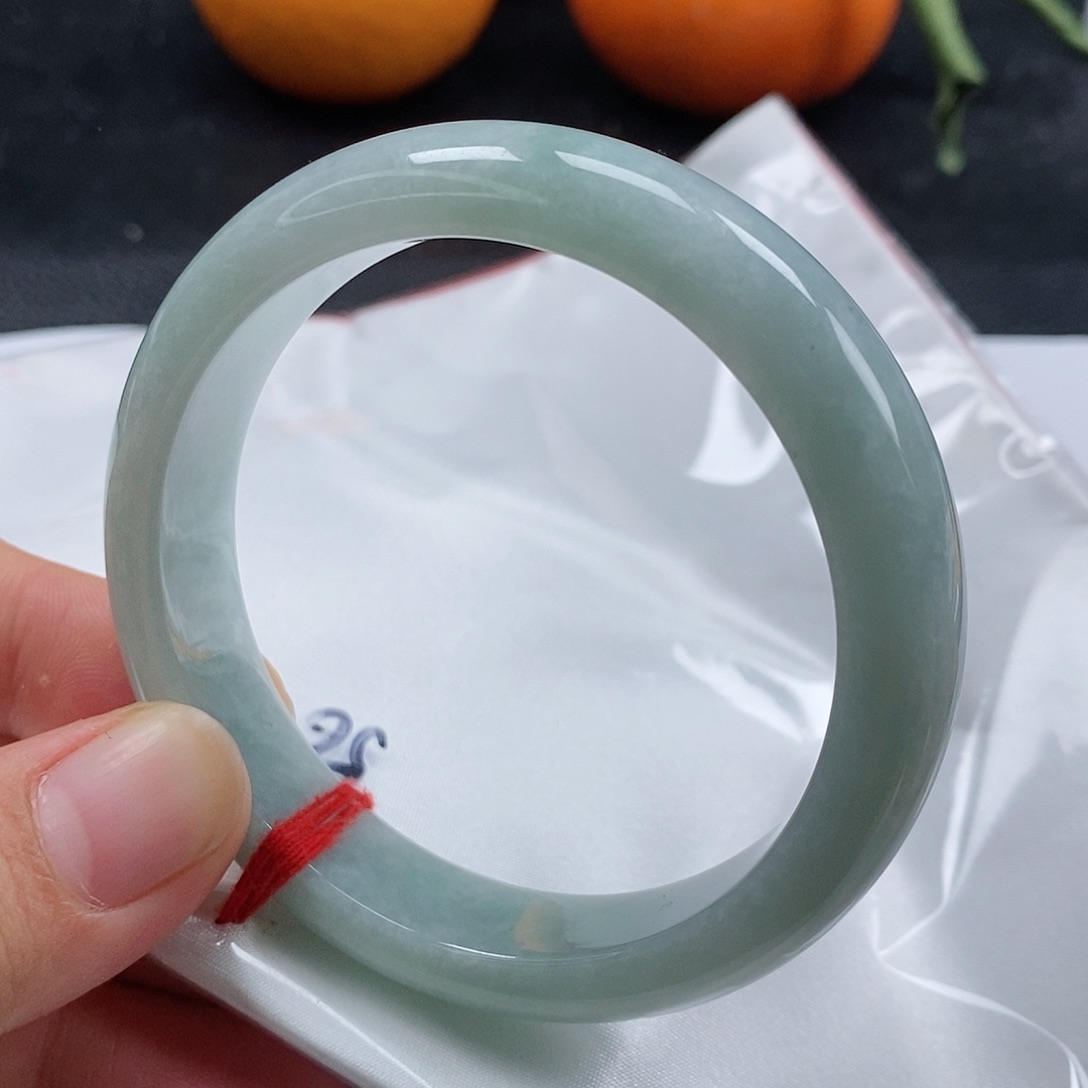 【闪购商品】翡翠手镯未镶嵌261号