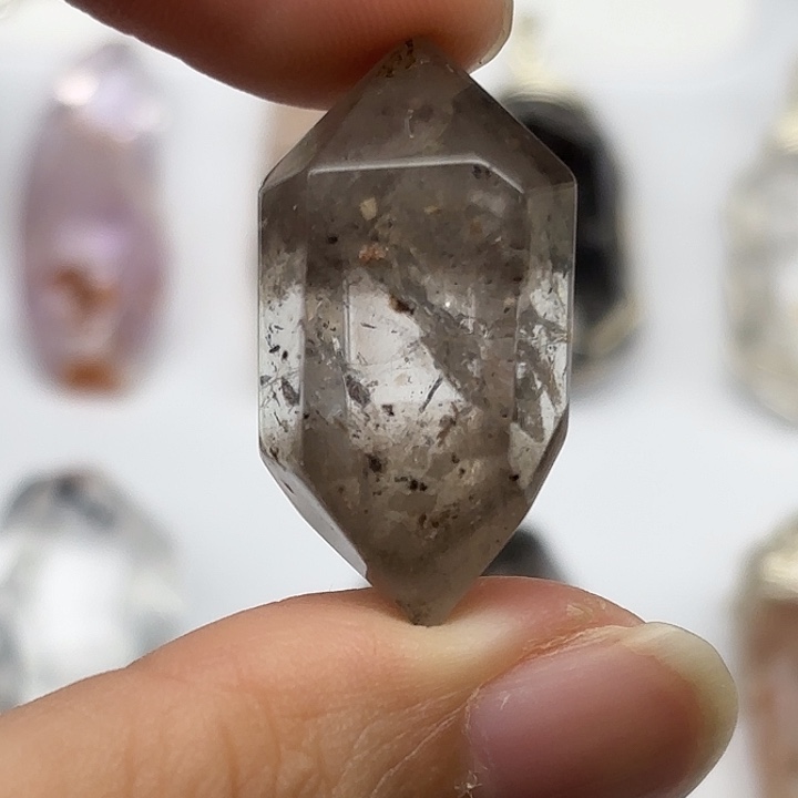 颈饰水晶未镶嵌茶闪灵钻31mm+