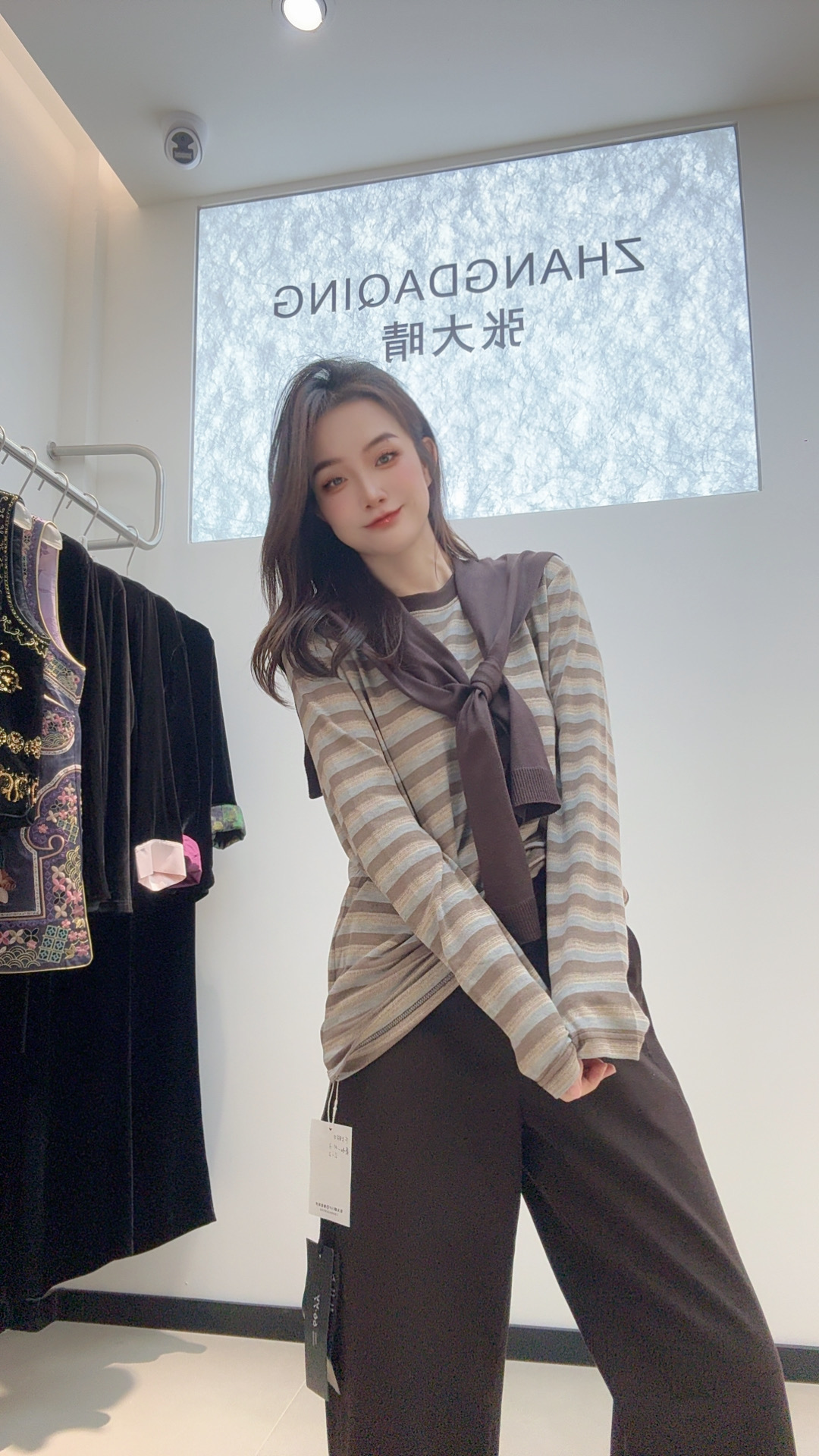 【张大晴】休闲风气质披肩打底条纹衫58310