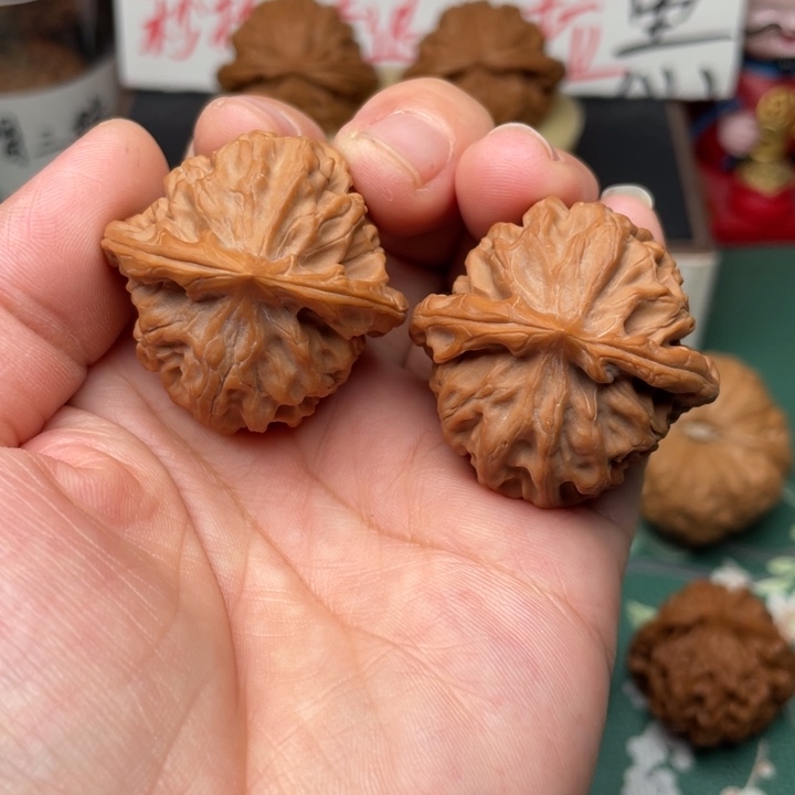 【闪购商品】文玩核桃吊坠36龙鳞