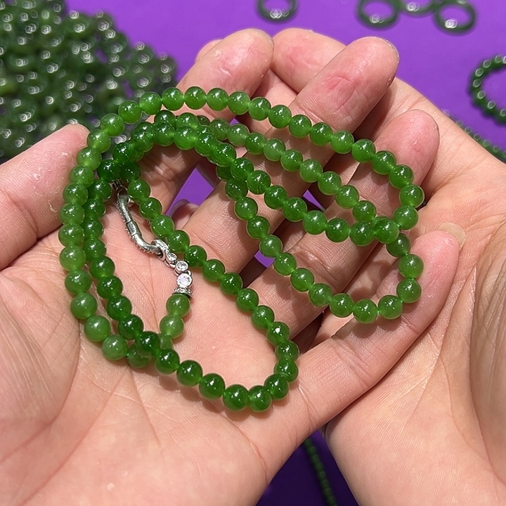 w***w和田玉未镶嵌手串