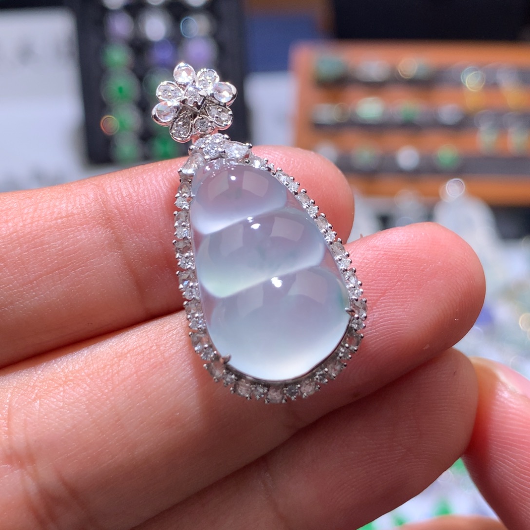 翡翠18K金镶嵌吊坠(不含链)