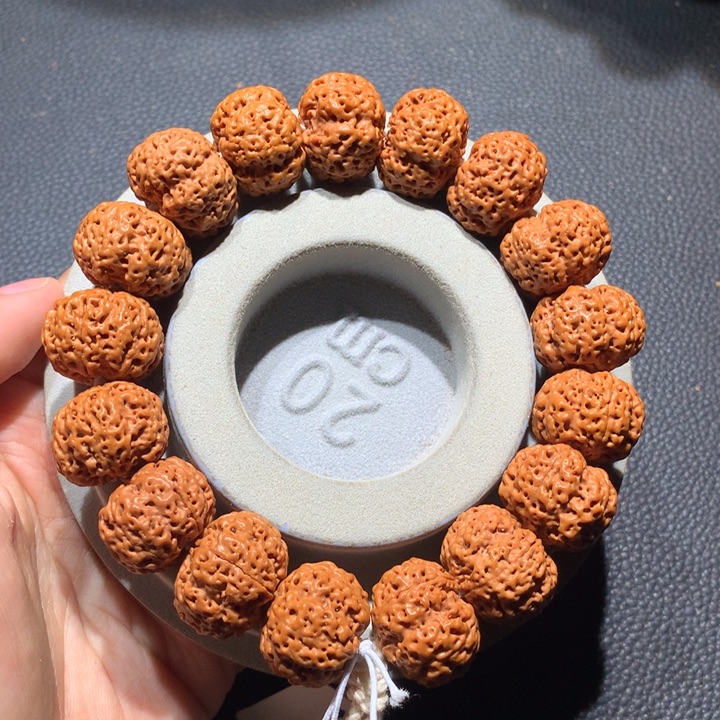 金刚菩提吊坠20+元宝蜂王定制款