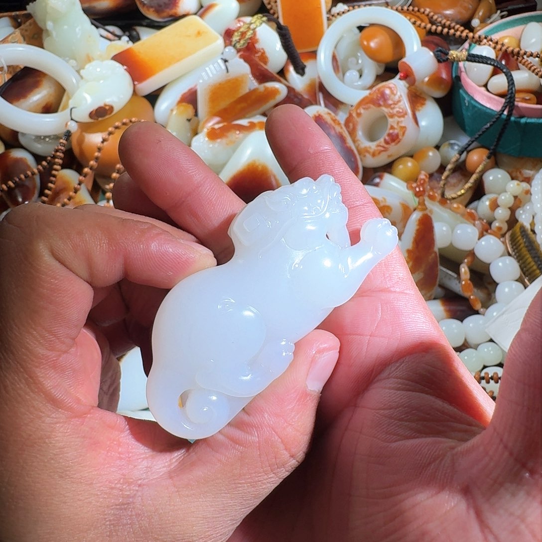 和田玉挂件未镶嵌老*