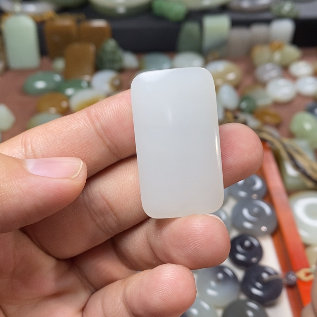 和田玉吊坠(不含链)未镶嵌