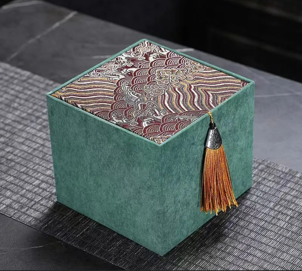 正方形刺绣盒 （代拍链接）编号156