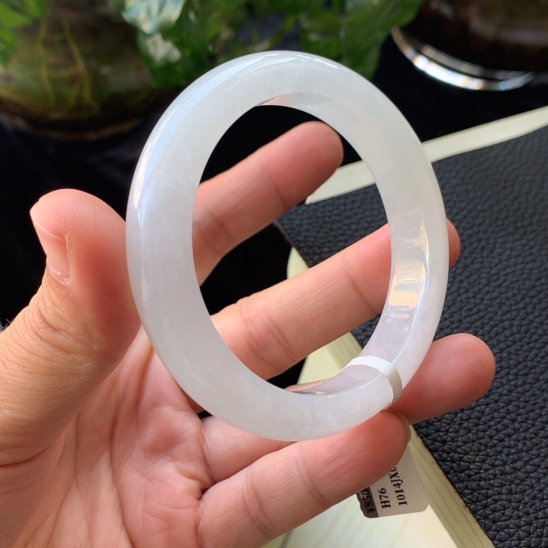 翡翠未镶嵌手镯2号