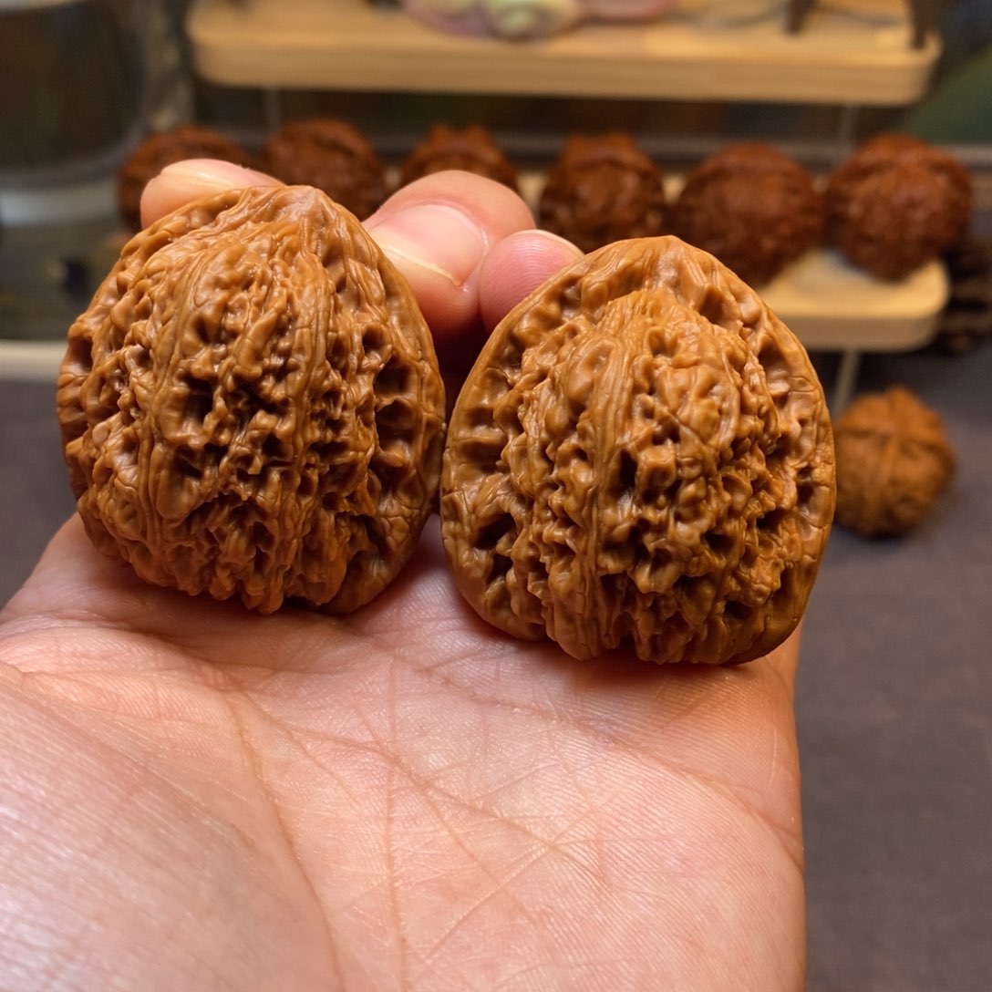 文玩核桃把件全品无修39尺涿鹿老树高炮南疆石