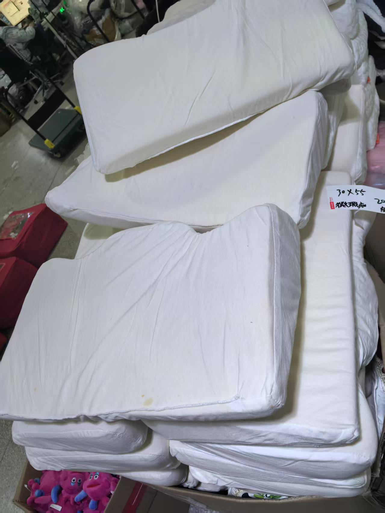 《厚广家》3楼30×55米黄色慢回弹海绵枕 发1张 2.5斤 瑕疵款