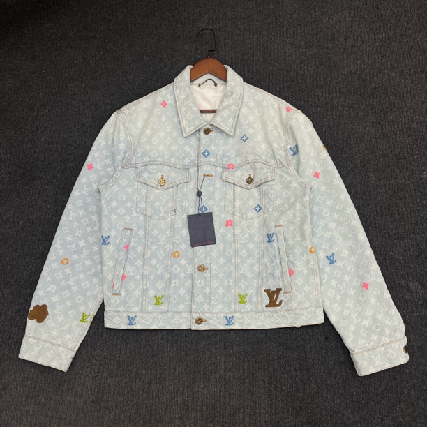 全新未使用 LouisVuitton/路易威登 logo满印夹克外套/尺码50