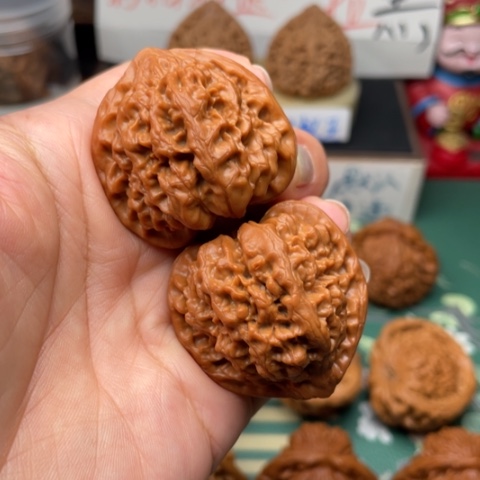 【闪购商品】文玩核桃吊坠38全品野牛