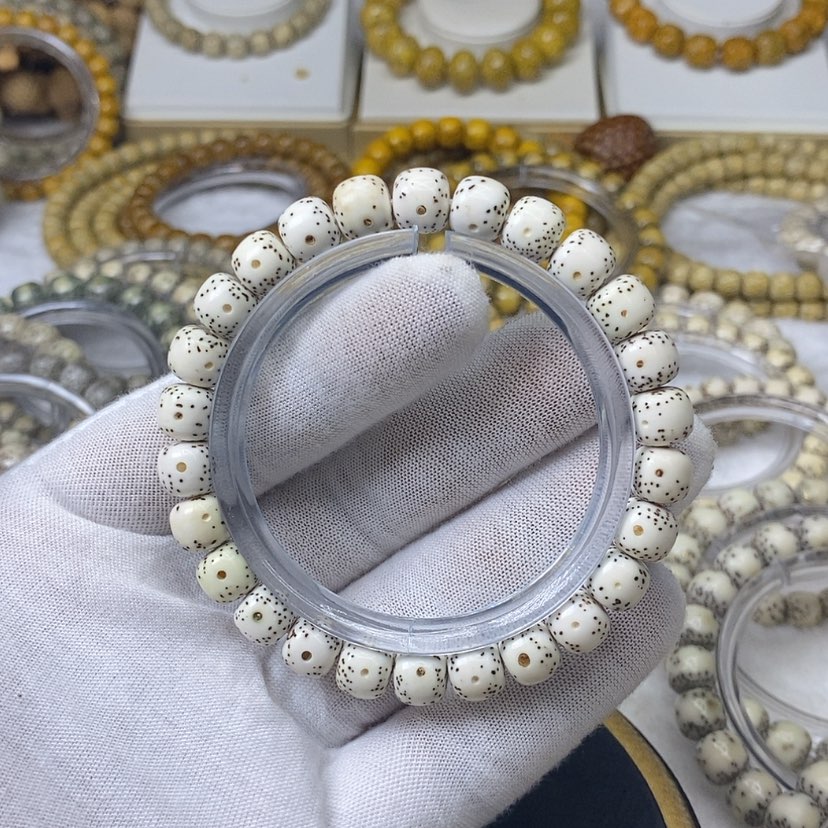 【闪购商品】星月菩提手串原白卡98尺寸