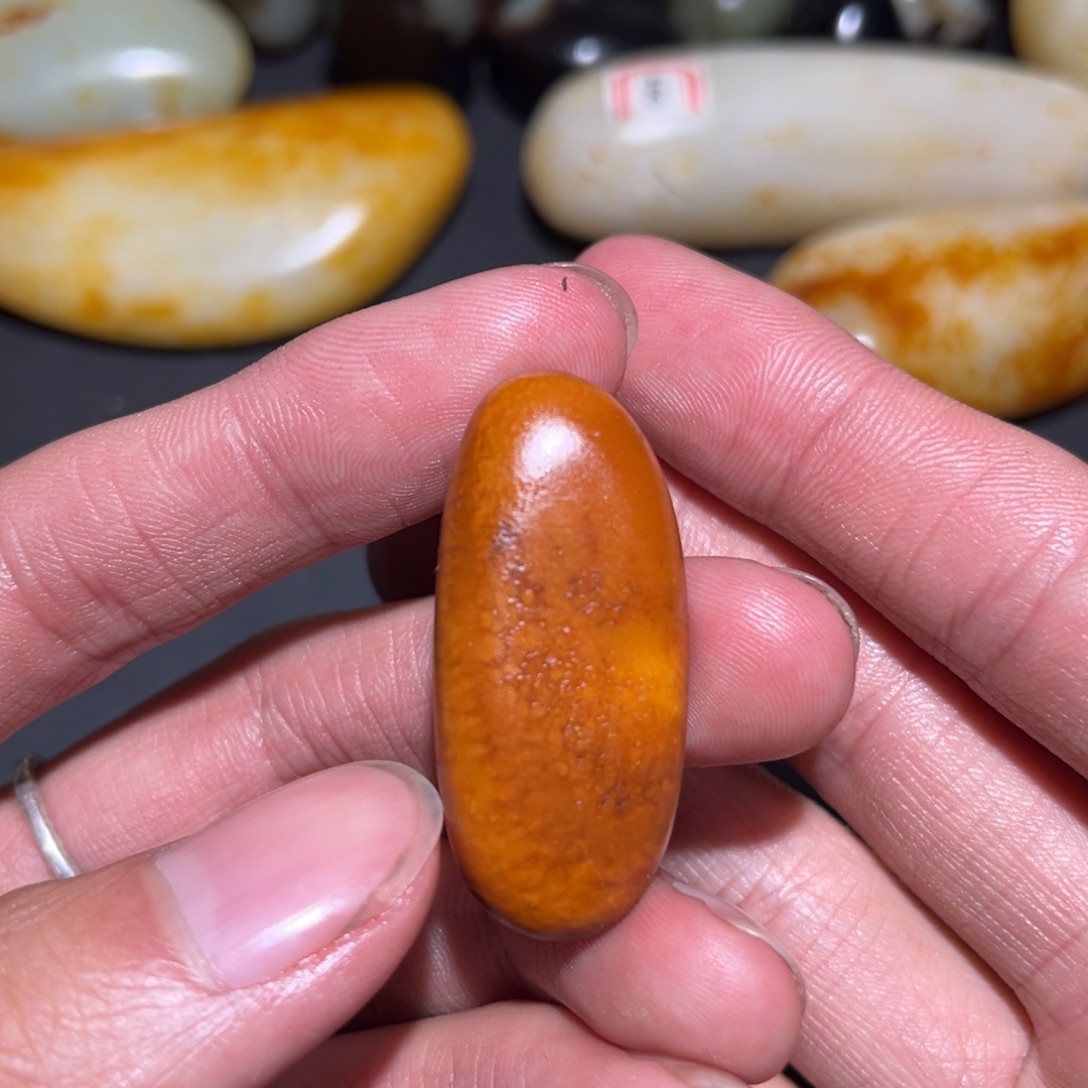 和田玉未镶嵌珠宝奇石