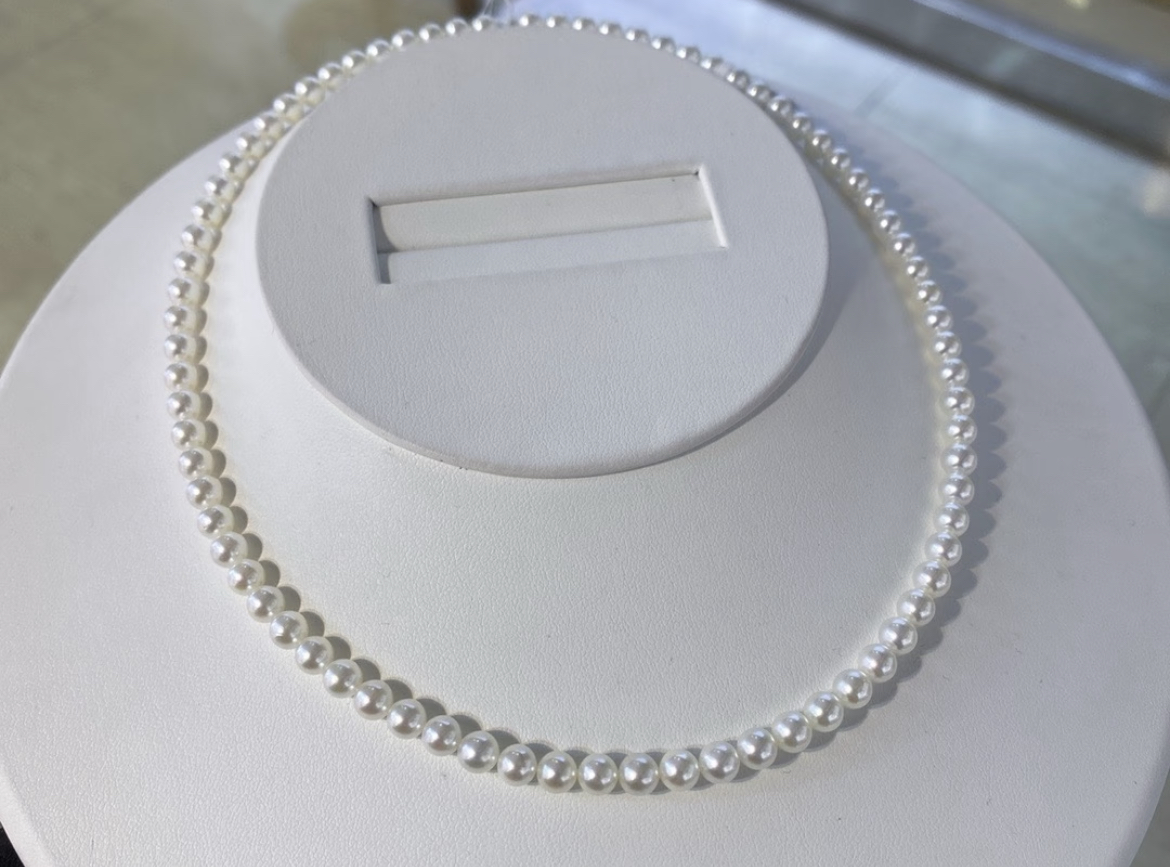 海水akoya4.5-5mm 极光极微瑕白透樱花粉项链