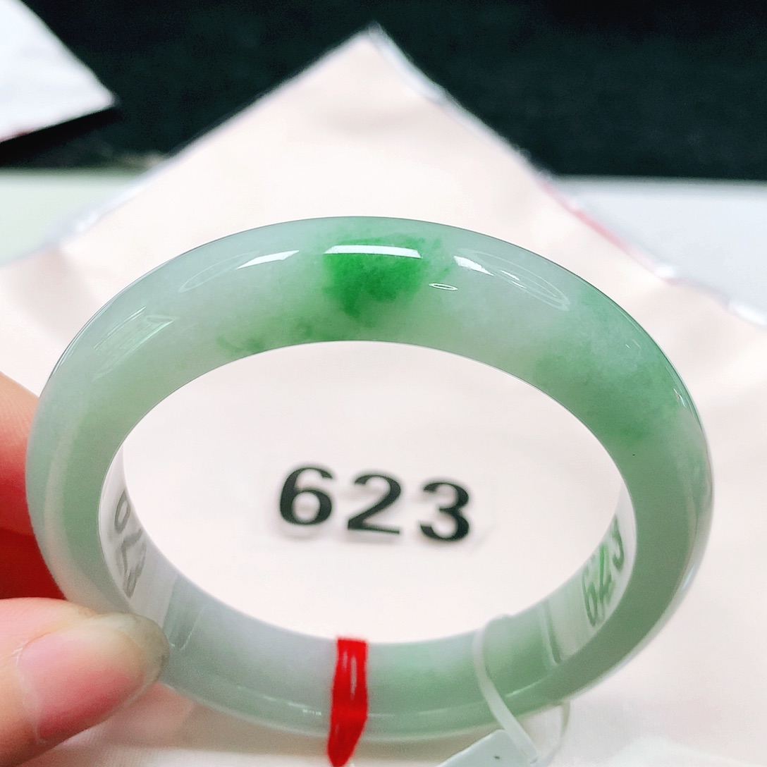 翡翠手镯未镶嵌21 号翡翠手镯