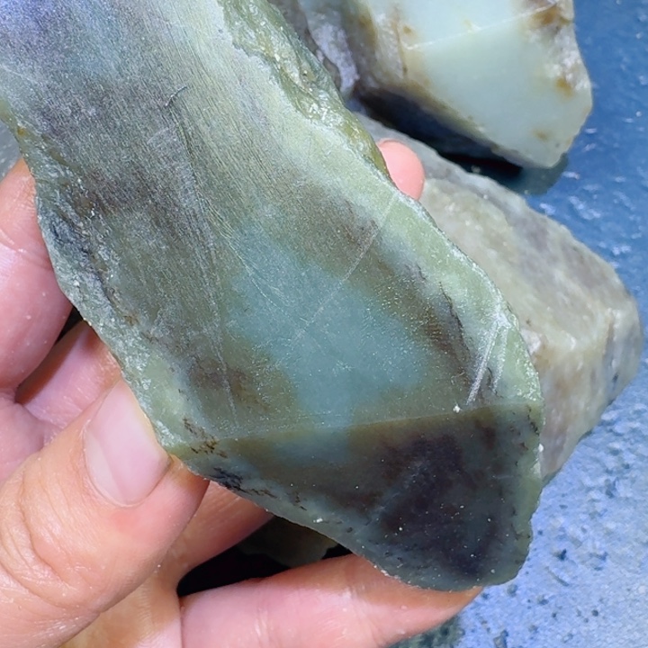 和田玉未镶嵌珠宝半成品