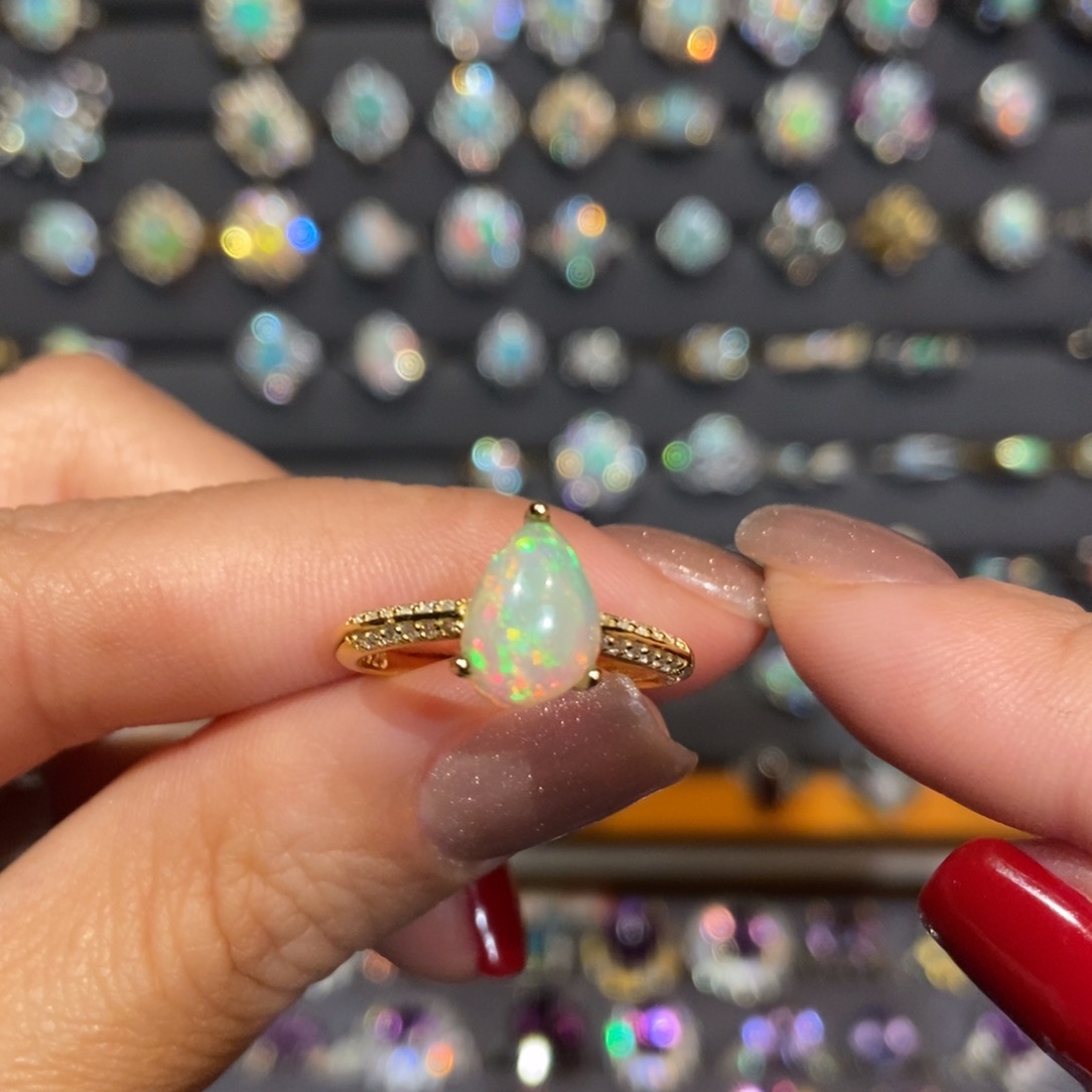 欧泊戒指戒指未镶嵌