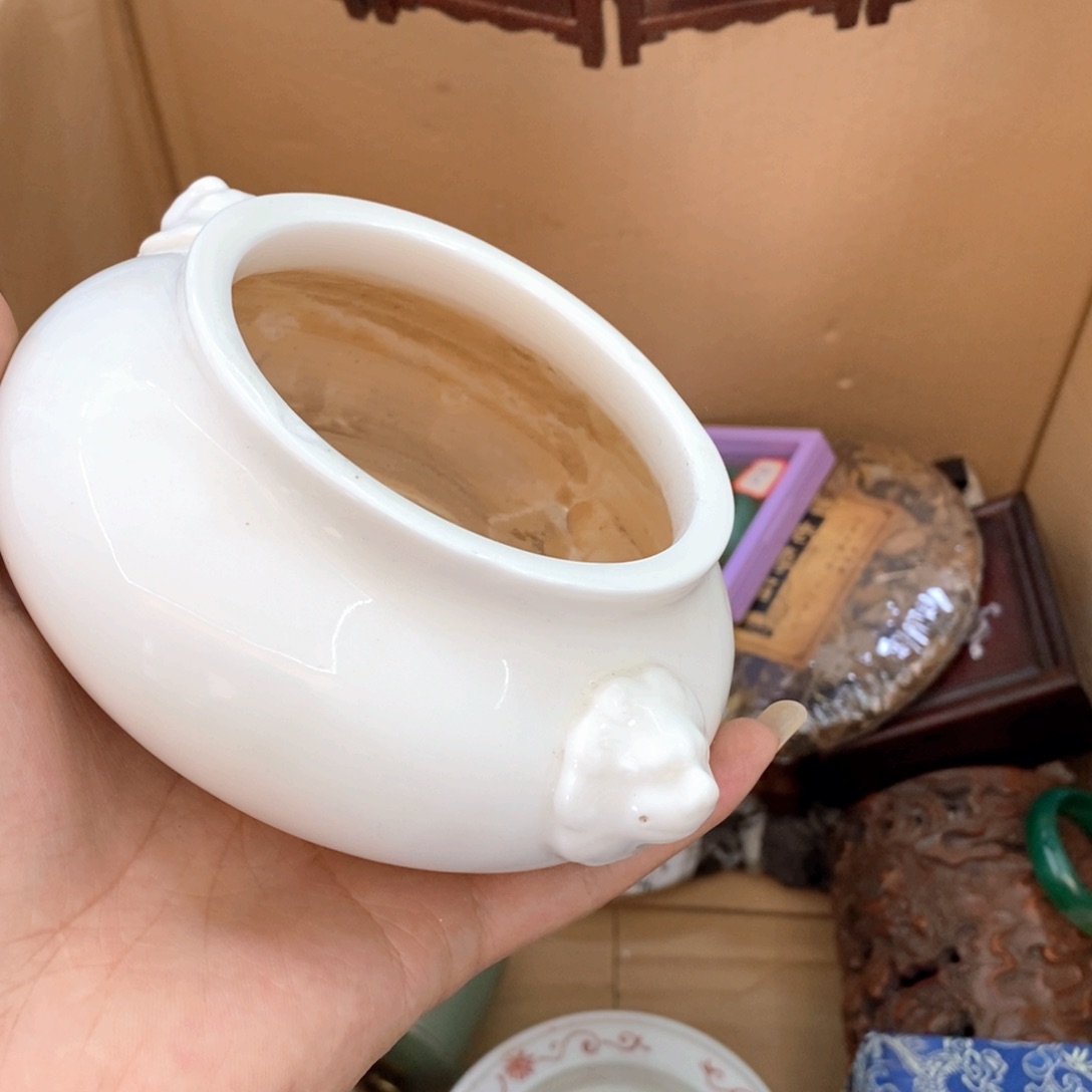 瓷片哈哈哈哈我们一起来这里看看