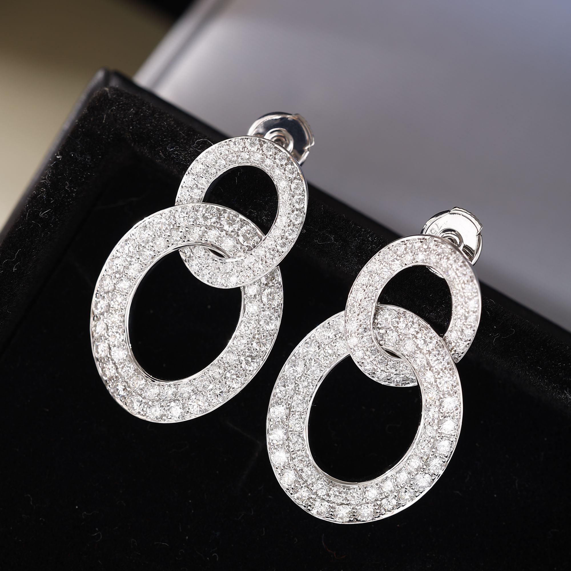 18K金满钻大小椭圆圈圈耳饰 CZ (定制品质48小时鉴赏期)
