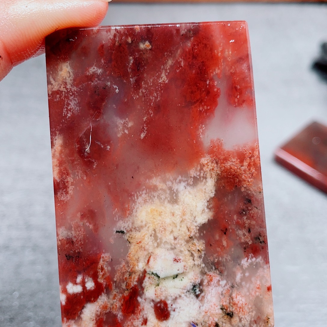 玉桂林鸡血玉印章镇尺