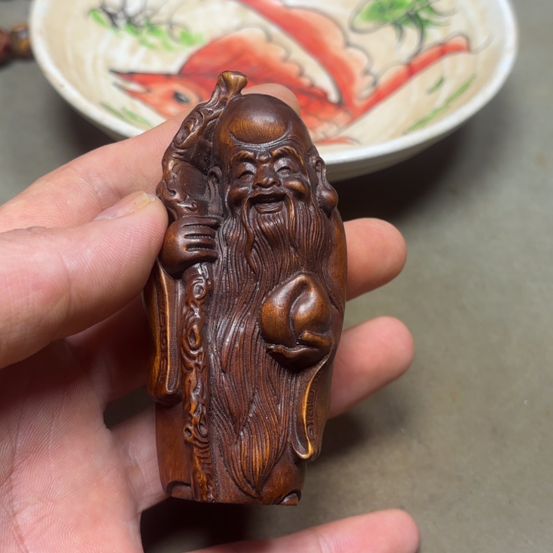 这个物件很老气啊