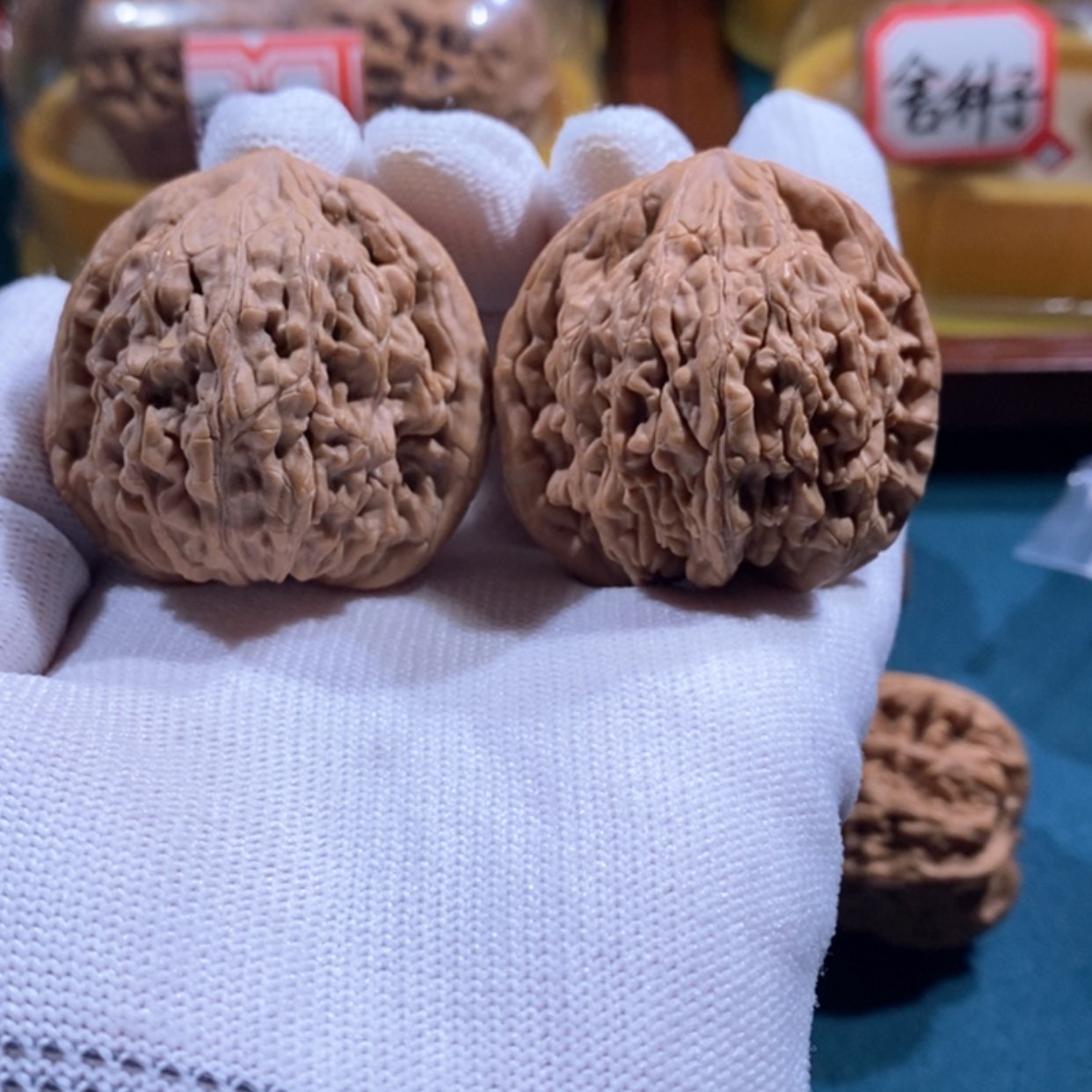 【闪购商品】文玩核桃吊坠冰*虎头王