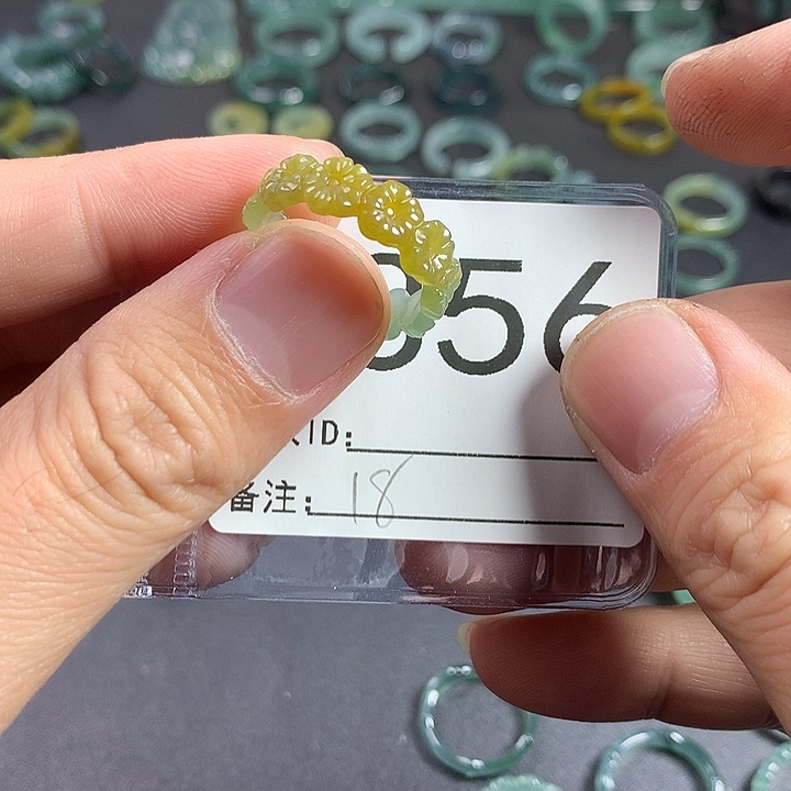 未镶嵌戒指翡翠颖*呢花戒