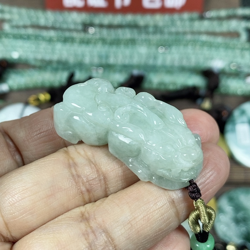 【闪购商品】翡翠颈饰未镶嵌玉吊坠翡翠玉貔貅吊坠