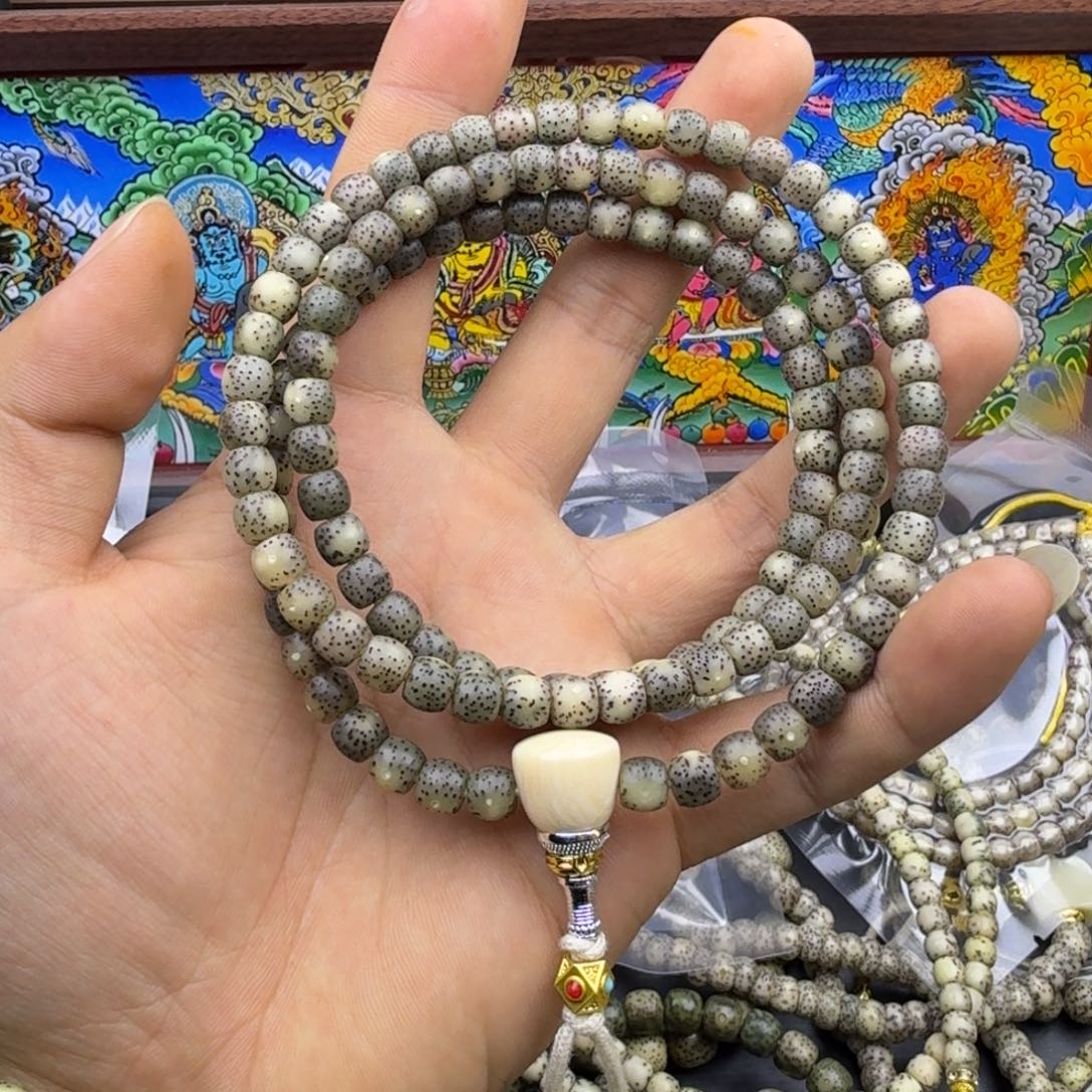 星月菩提吊坠星月菩提冰糖眼睛小通体7mm