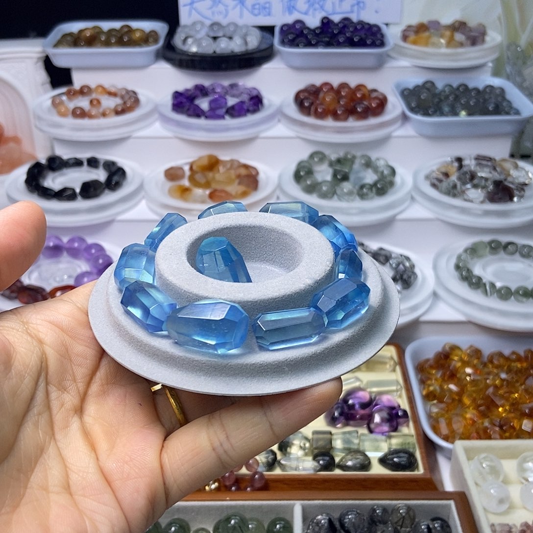 水晶手链未镶嵌静*?定制打孔不退换