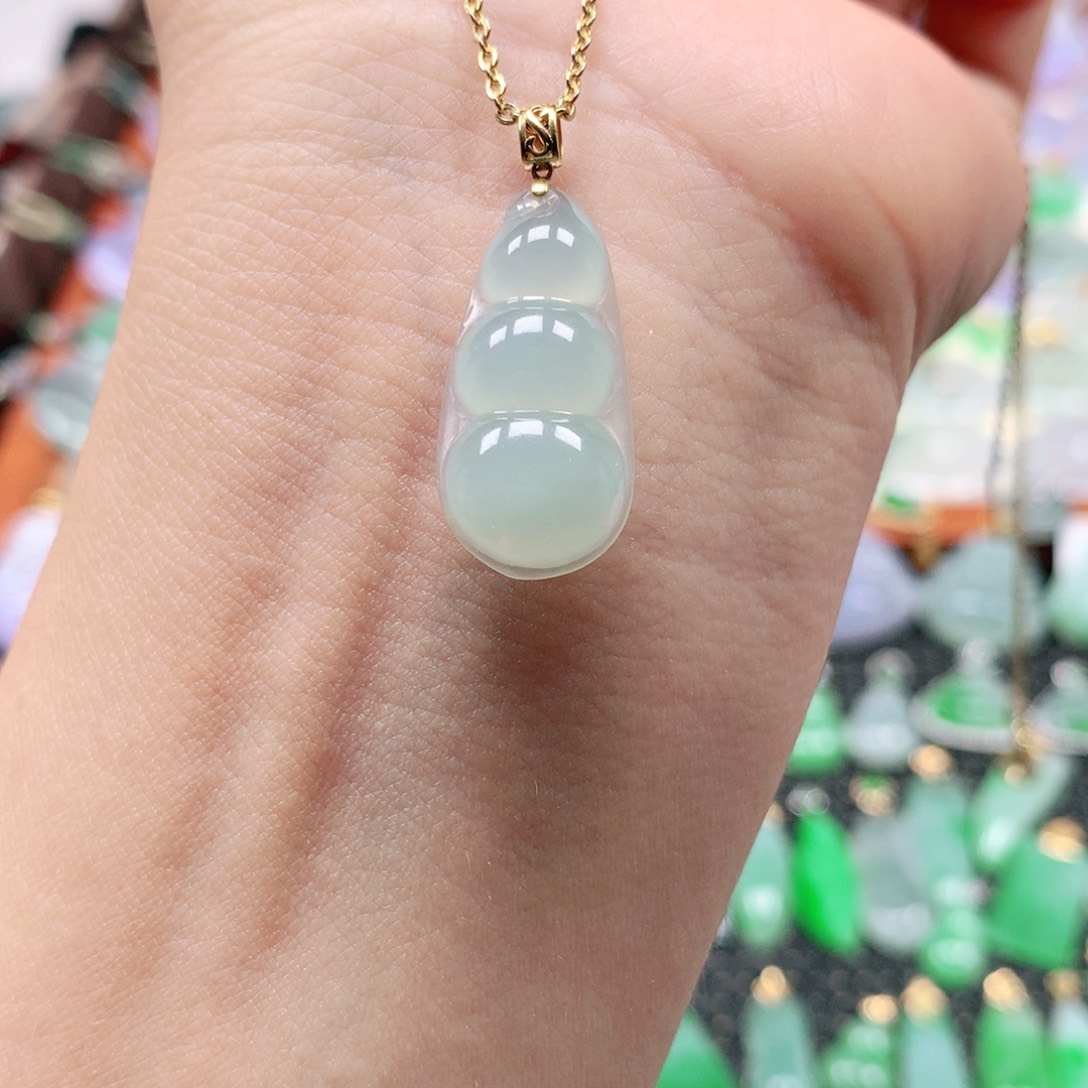 吊坠(不含链)18K金镶嵌翡翠